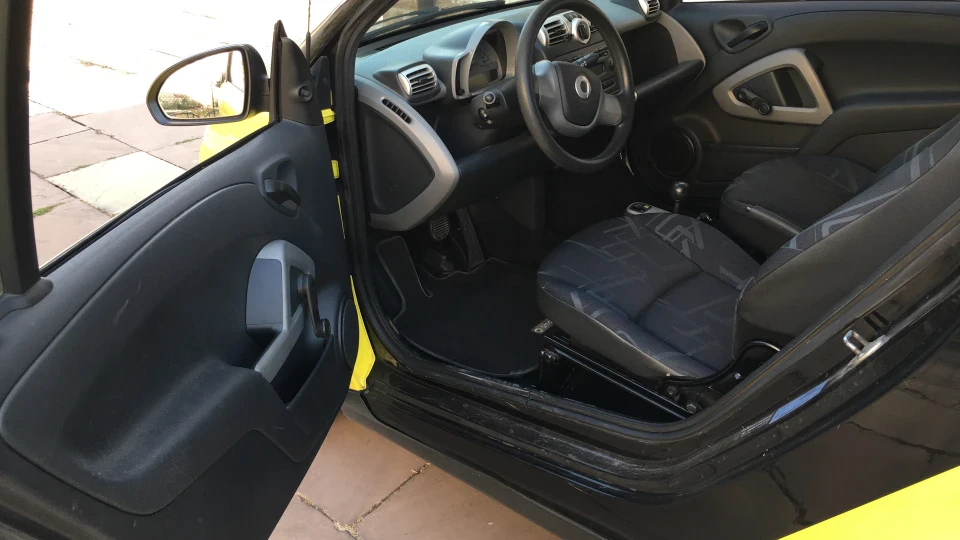 Smart fortwo Жовток