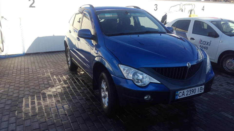 SsangYong Actyon Синій Дракон 2