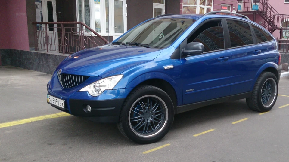 SsangYong Actyon Синій 3