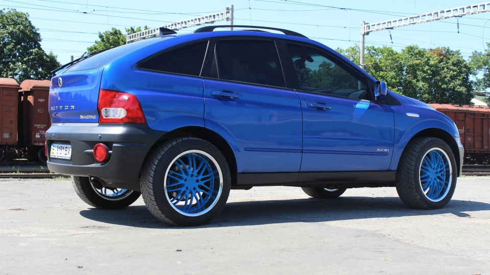 SsangYong Actyon Синій 5