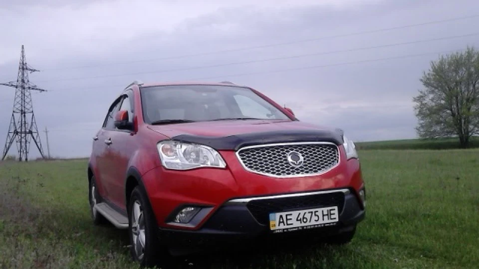 SsangYong Korando помаранче