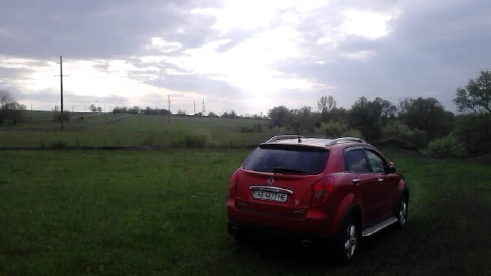 SsangYong Korando помаранче 3
