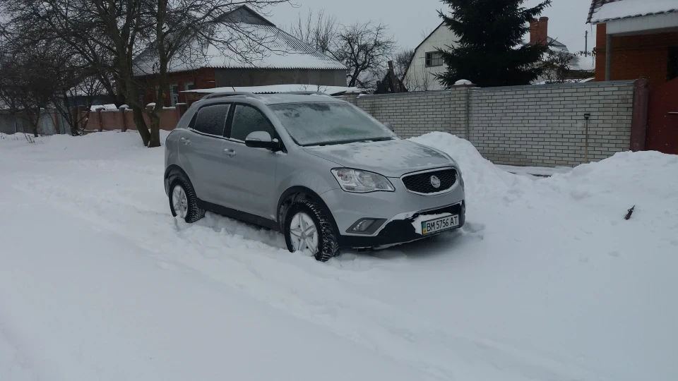 SsangYong Korando Сіра бестія) 3