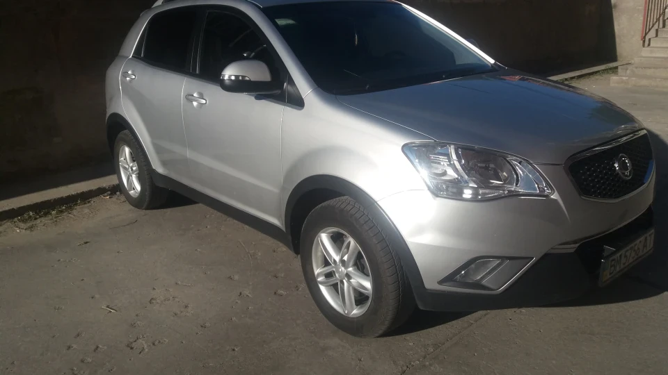 SsangYong Korando Сіра бестія) 4