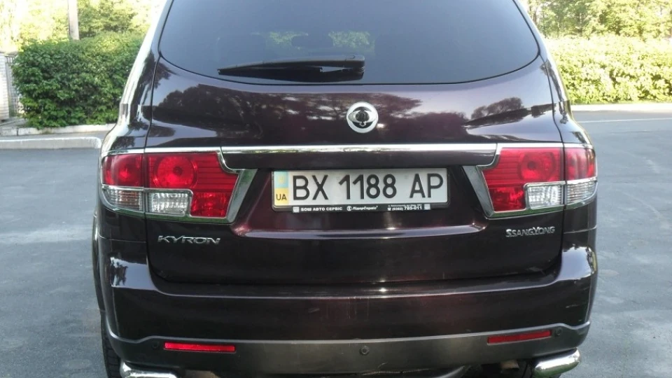 SsangYong Kyron Бургундське червоне