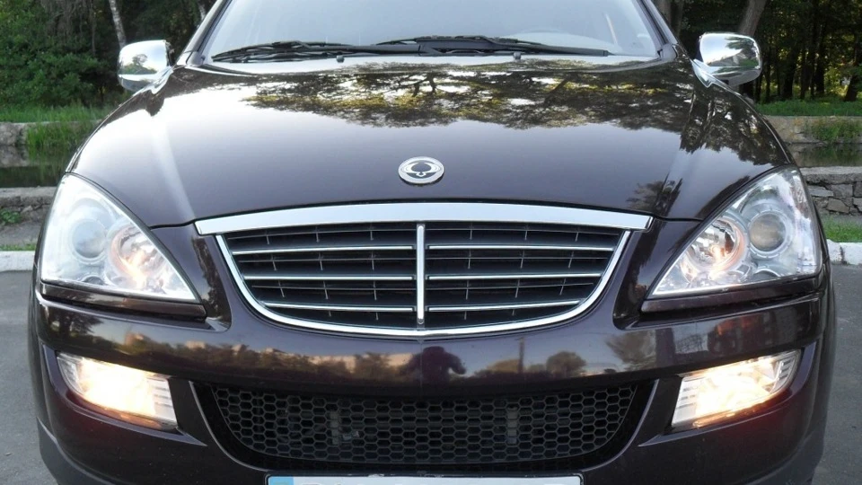 SsangYong Kyron Бургундське червоне 3