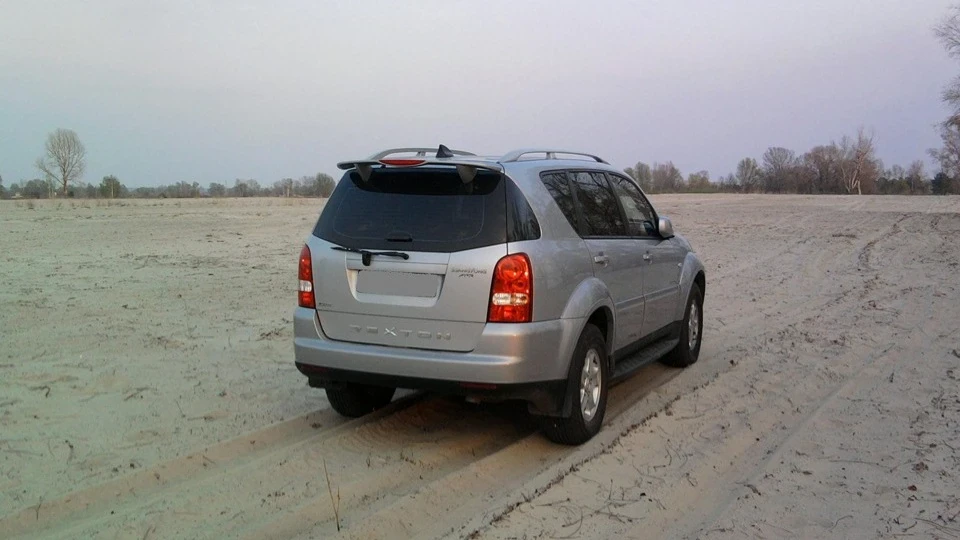 SsangYong Rexton 2.7 турбо - дизель, АКПП 2