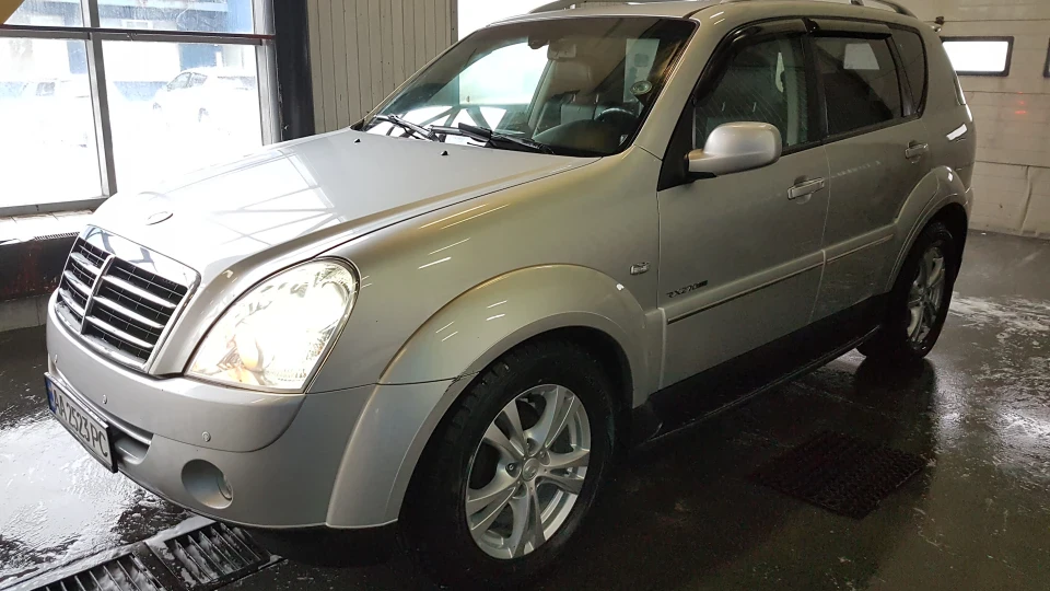 SsangYong Rexton Проходимец