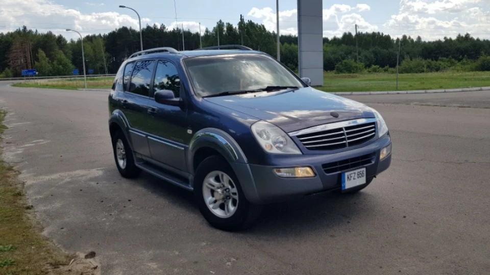 SsangYong Rexton Сарай
