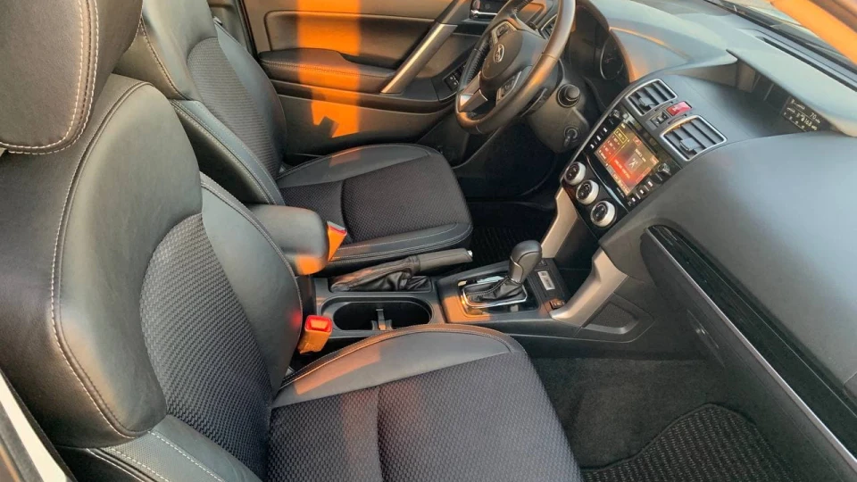 Subaru Forester 4