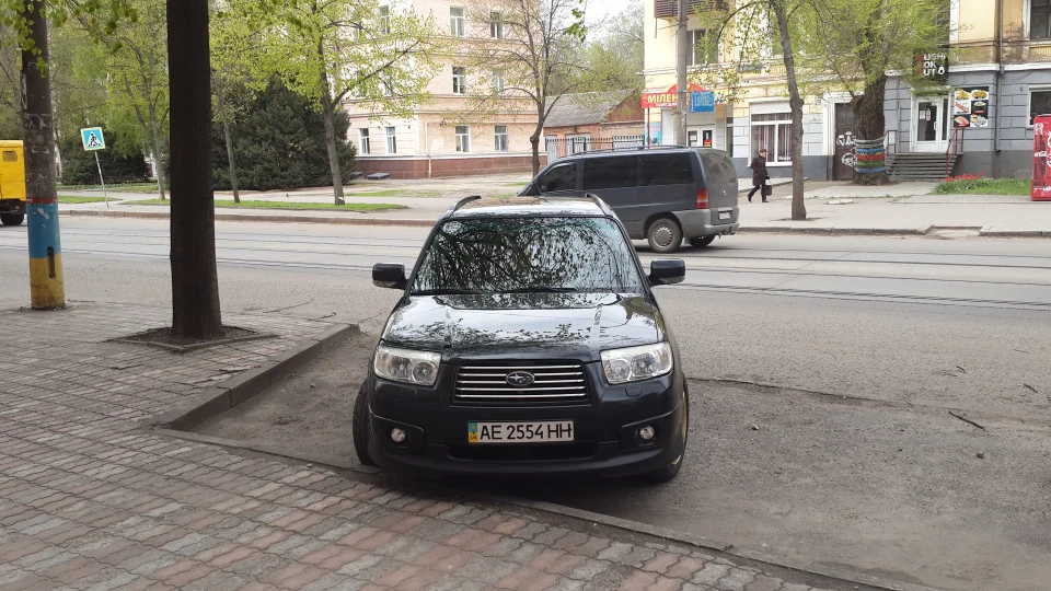 Subaru Forester 2.0 MT 2