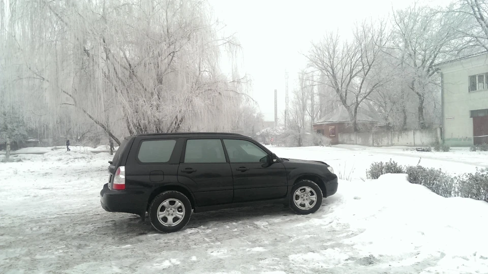 Subaru Forester 2.0 MT 4