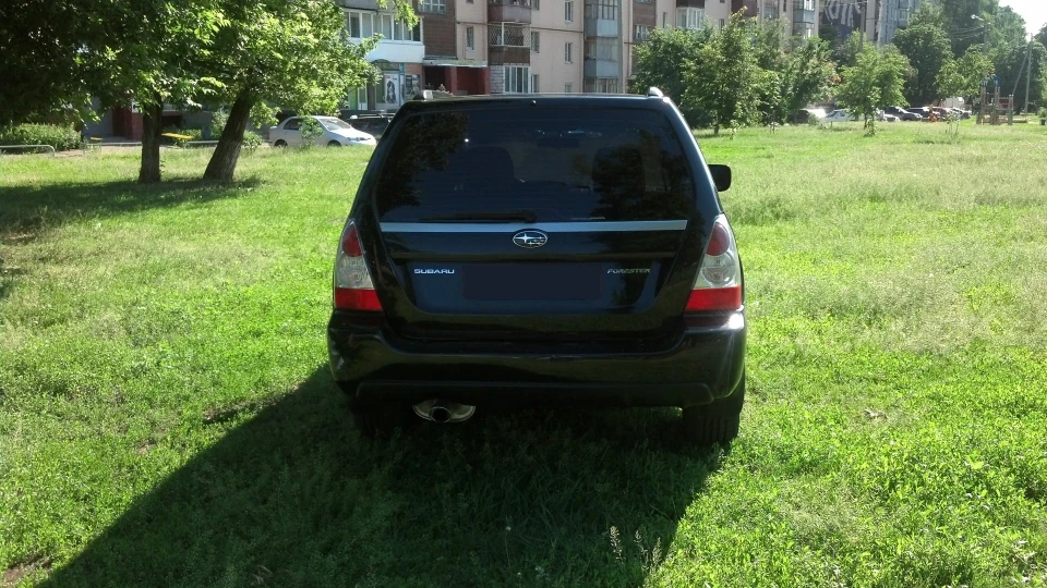 Subaru Forester 2,0 м/t 5