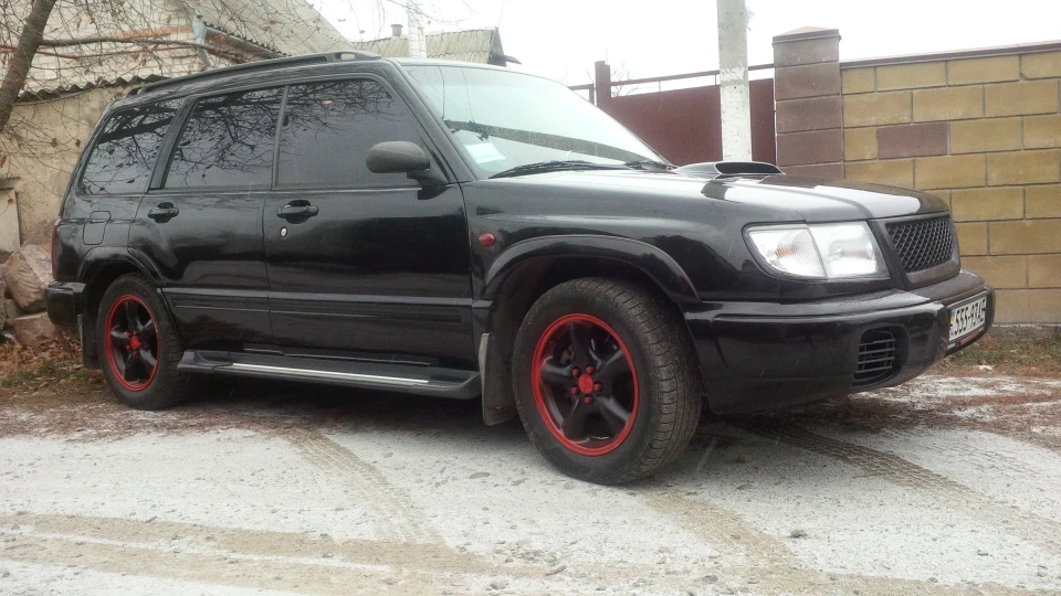 Subaru Forester 2.0 S-Turbo 2