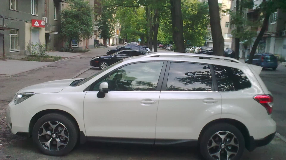 Subaru Forester 2.0 t 3