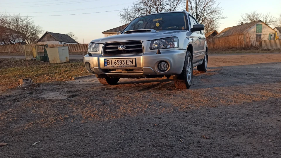 Subaru Forester 2.0 turbo Ideal 3