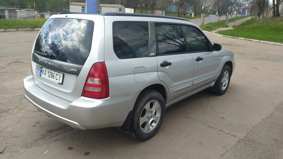 Subaru Forester 2.0 turbo S 177 AT 4