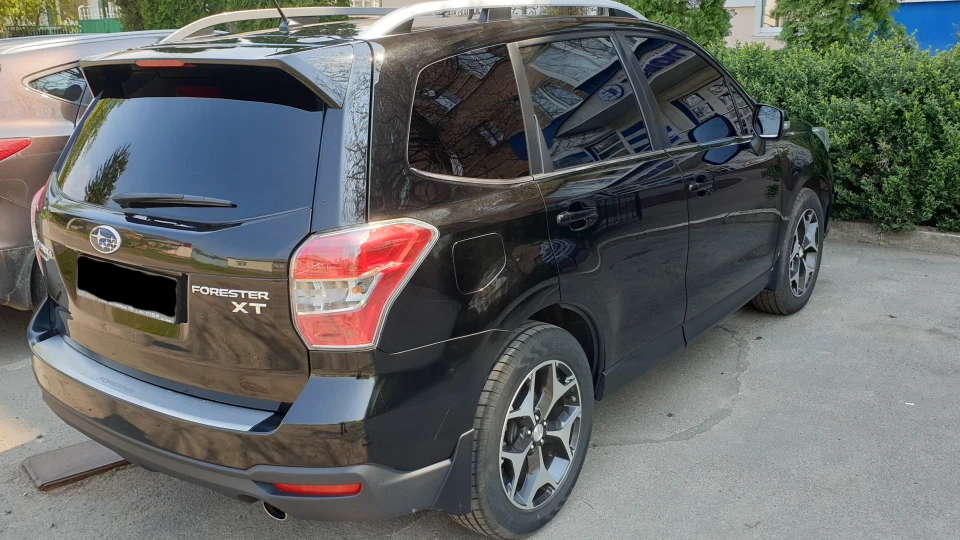 Subaru Forester 2.0 turbo 2