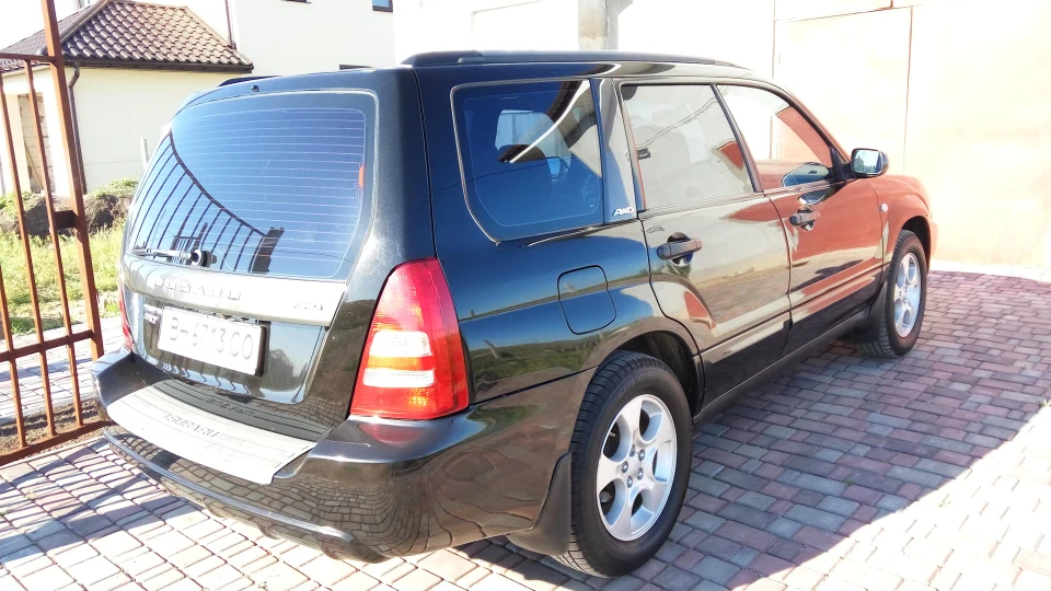 Subaru Forester 2.0 turbo 2