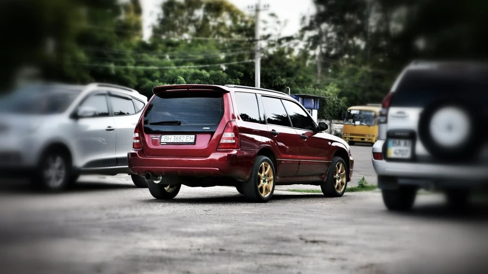 Subaru Forester スバル 2.0 turbo 2