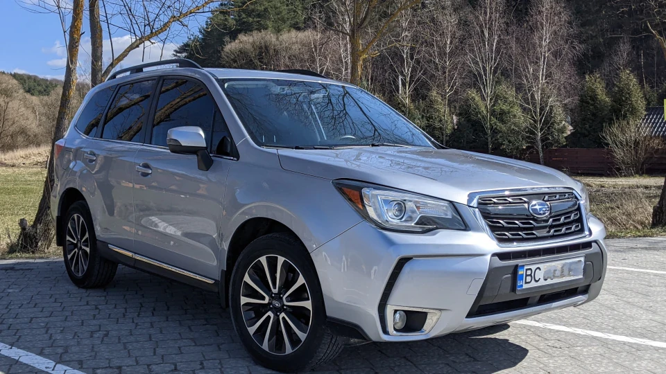 Subaru Forester 2.0 XT SILVER STONE