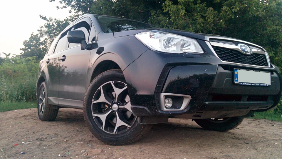 Subaru Forester 2.0 XT 2
