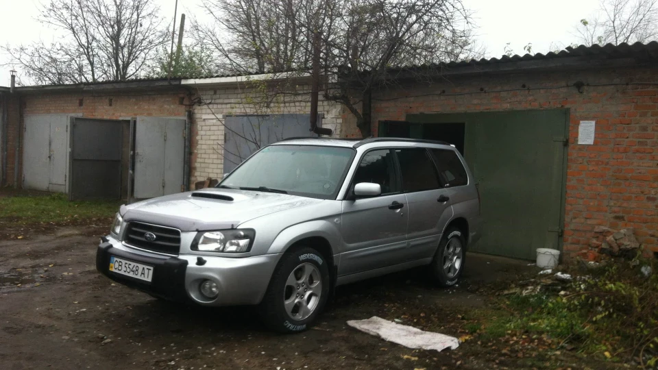 Subaru Forester 2.0 XT 2