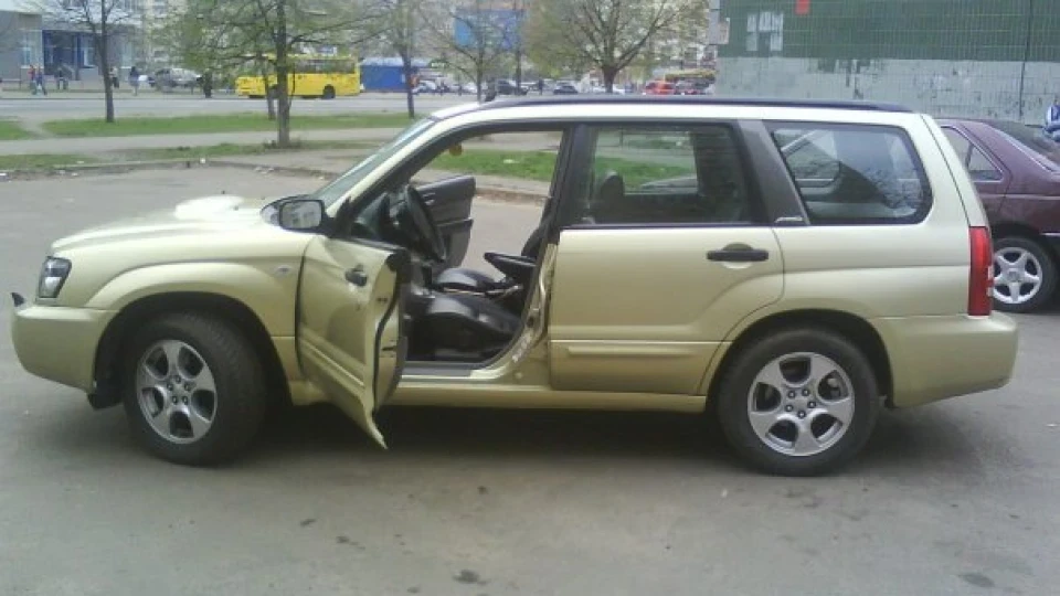 Subaru Forester 2.0 XTurbo 5