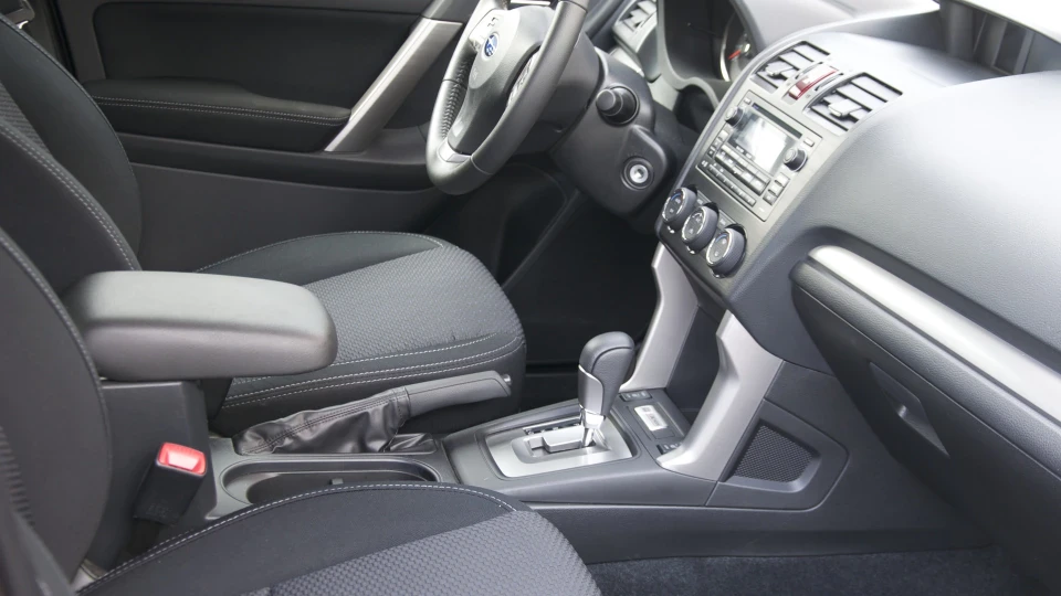 Subaru Forester 2,5 CVT 2