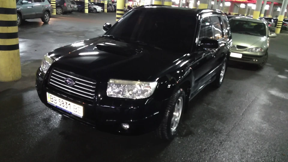 Subaru Forester 2.5 turbo 5