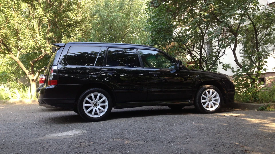 Subaru Forester 2.5 Turbo 2