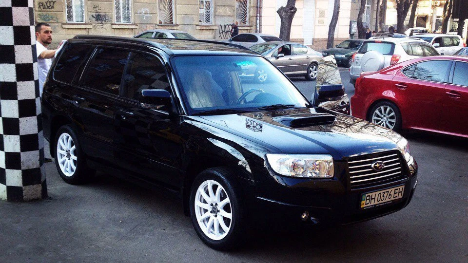 Subaru Forester 2.5 Turbo 5