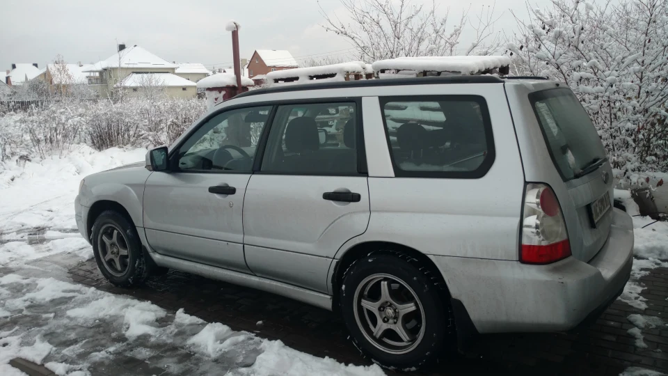 Subaru Forester 2.5 Turbo 2