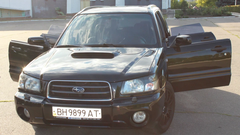 Subaru Forester 2,5 ХТ (маленький Х5) 4