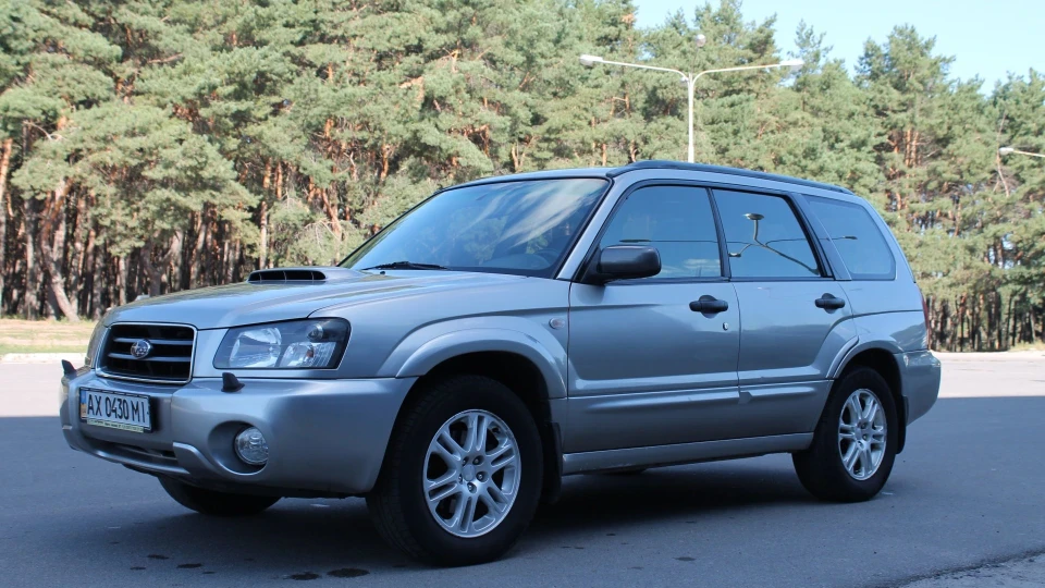 Subaru Forester 2,5 ХТ МТ 2