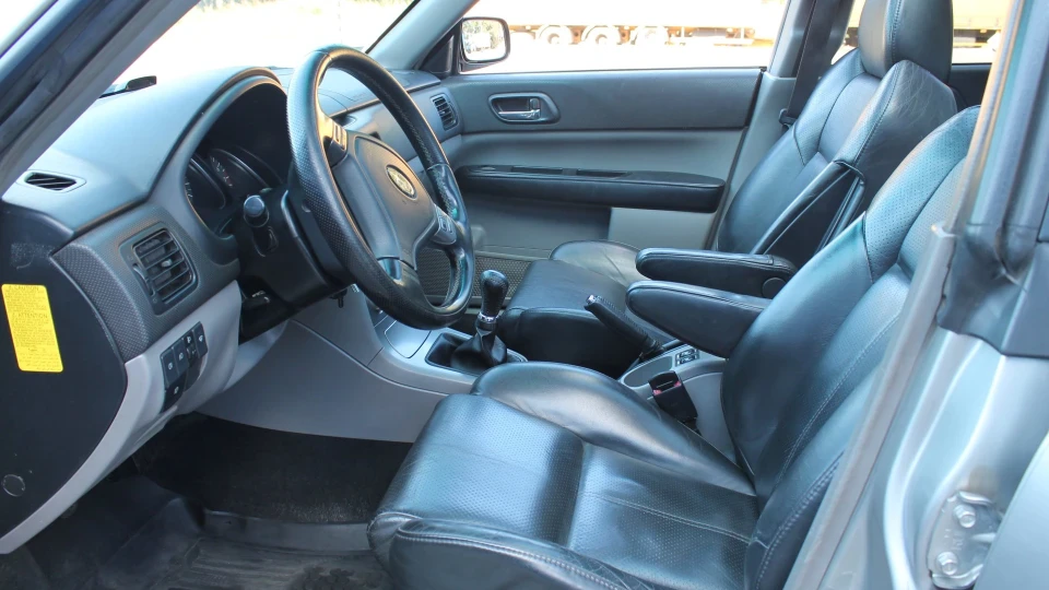 Subaru Forester 2,5 ХТ МТ 3