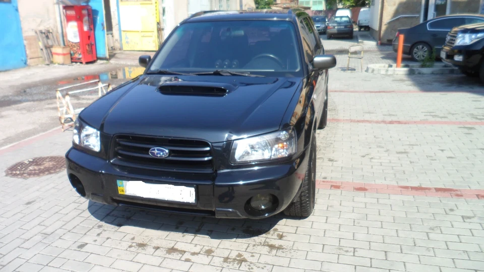 Subaru Forester 2.5 XT MT 2