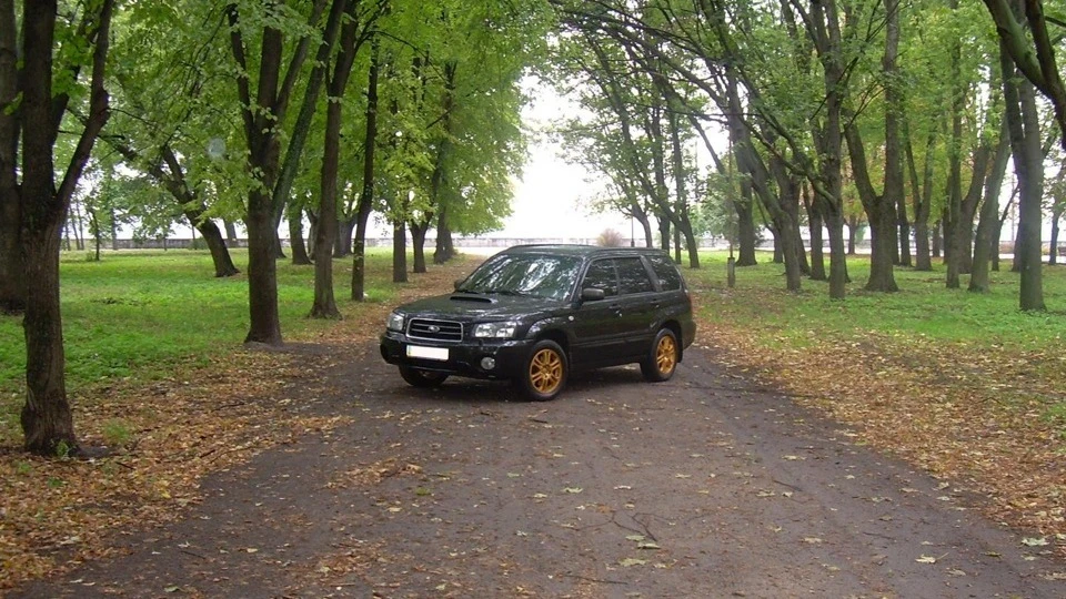 Subaru Forester 2.5 XT MT 4