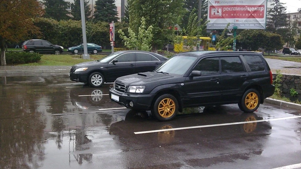 Subaru Forester 2.5 XT MT 5