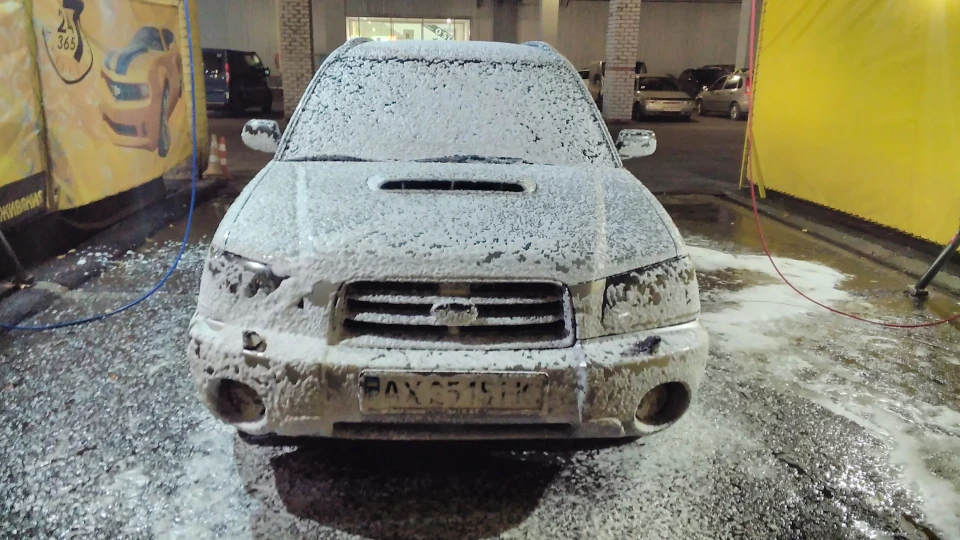 Subaru Forester 2,5 XT Turbo 2