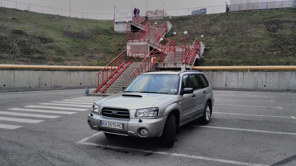 Subaru Forester 2,5 XT Turbo 5