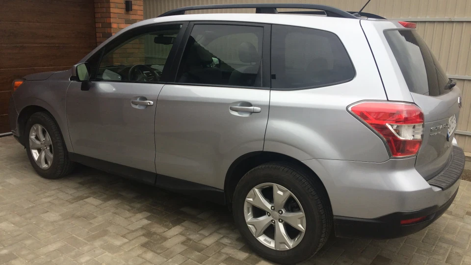 Subaru Forester 2.5fb 5