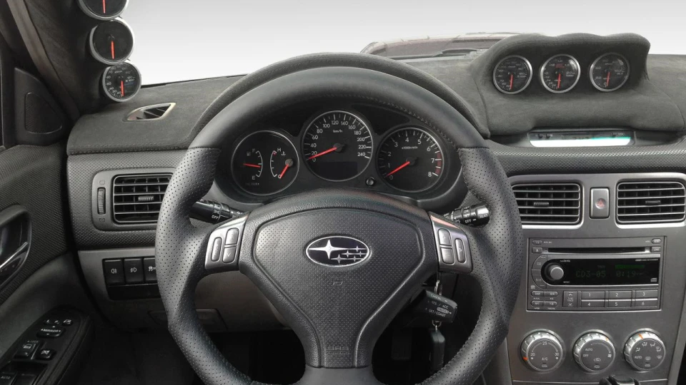 Subaru Forester 2.5T(AKPP) 4