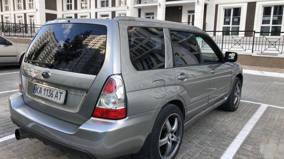 Subaru Forester 2,5XT 3