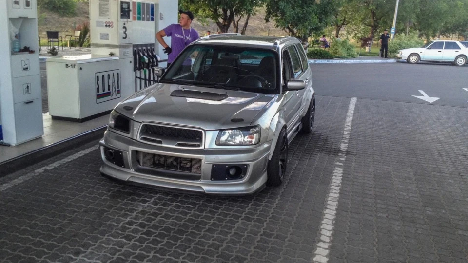 Subaru Forester 6MT DCCD inside 3