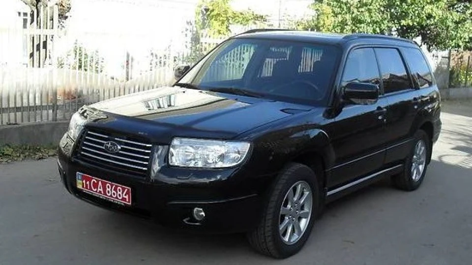 Subaru Forester Чорний металік 2.0 турбо 4