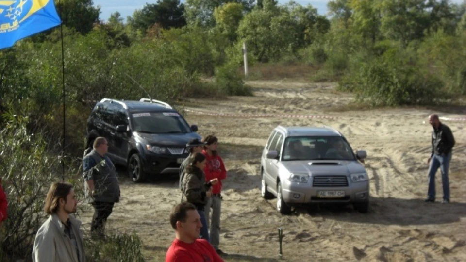 Subaru Forester сірий 2,5 турбо, ручка 2