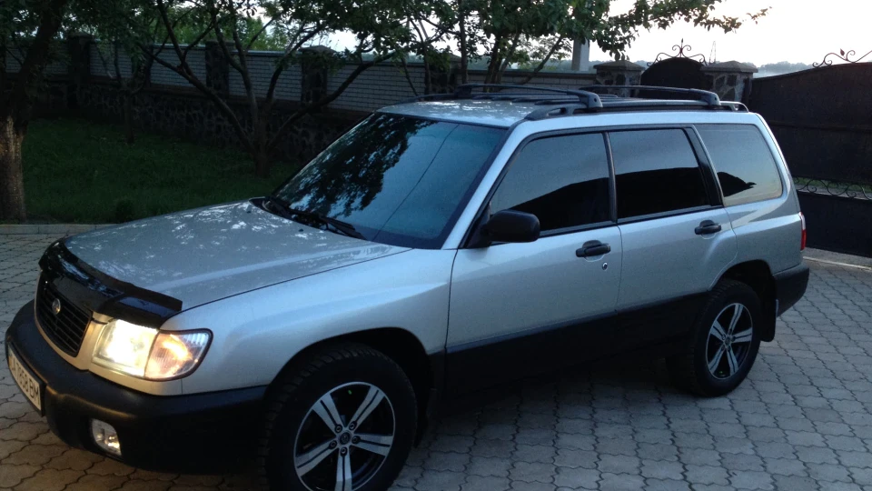 Subaru Forester Сухарік 3