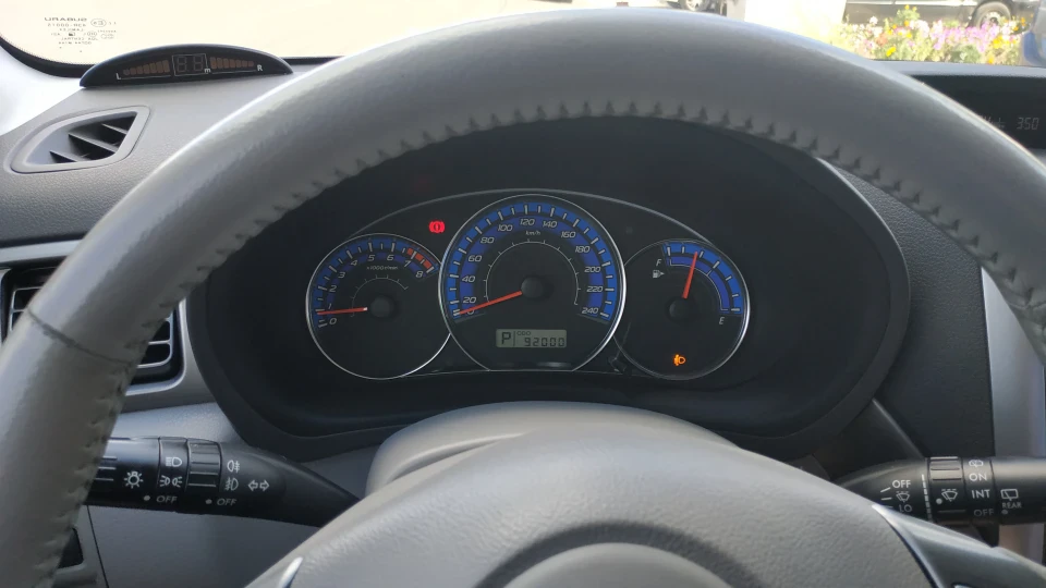 Subaru Forester Темно-сірий металік 2
