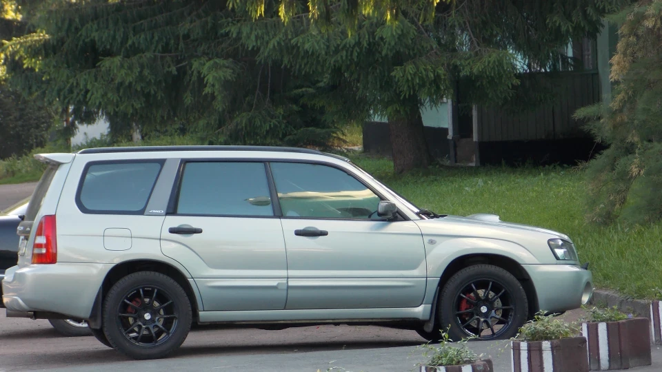 Subaru Forester XT 4